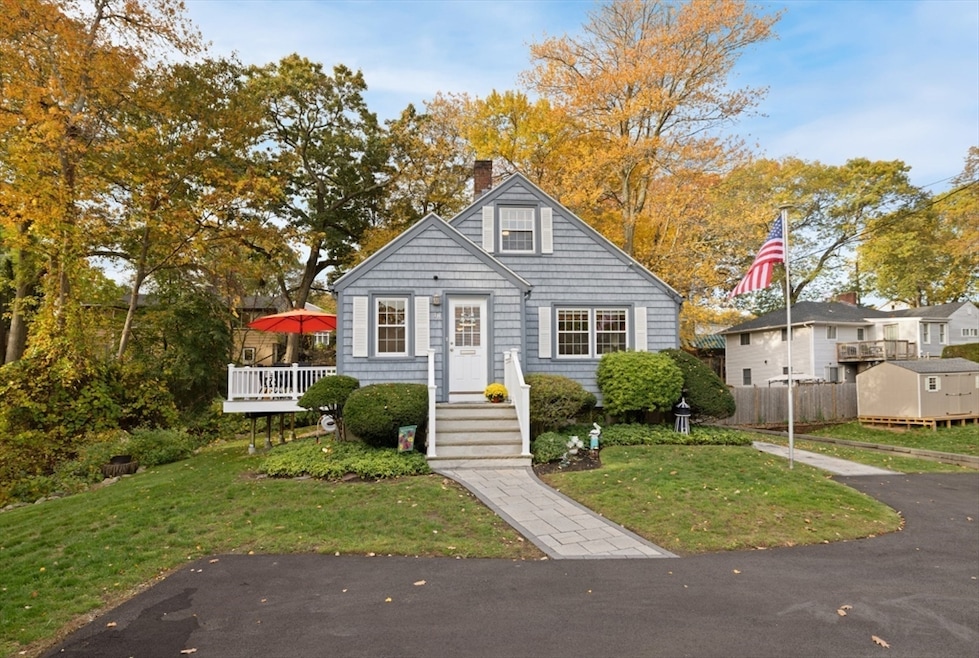 Pending $599,900 • Co-Listing Agent