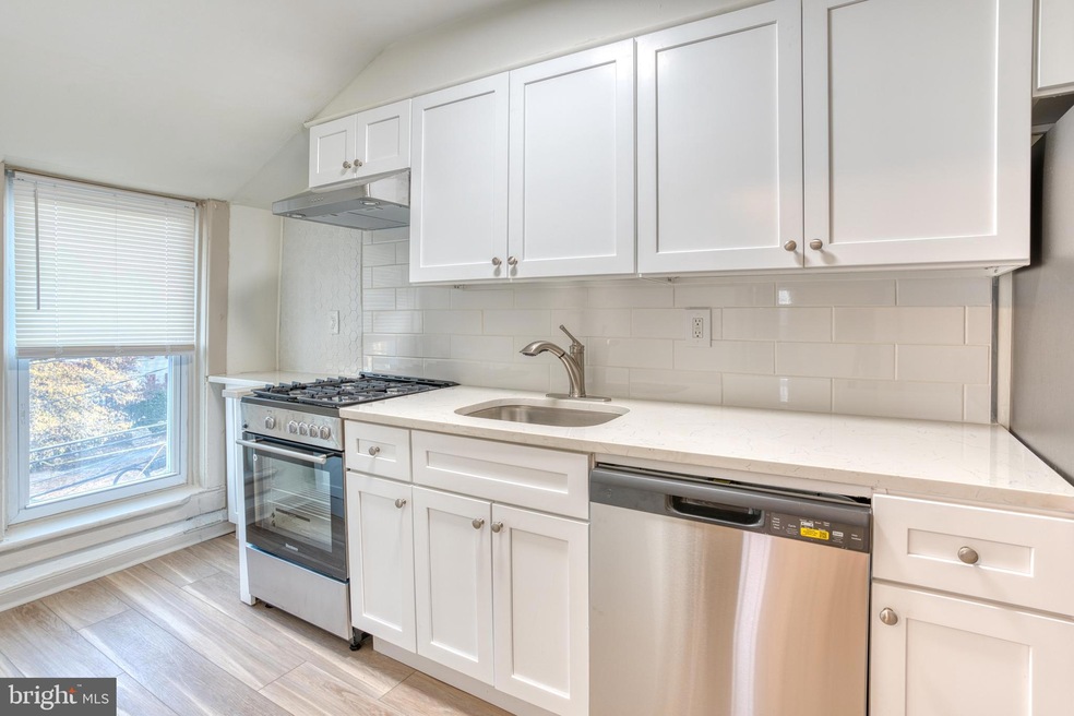 307 Kings Hwy E unit 5, Haddonfield, NJ 08033 - photo 1