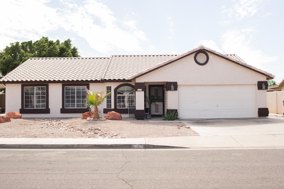 8113 E Dover St, Mesa, AZ 85207 - photo 1