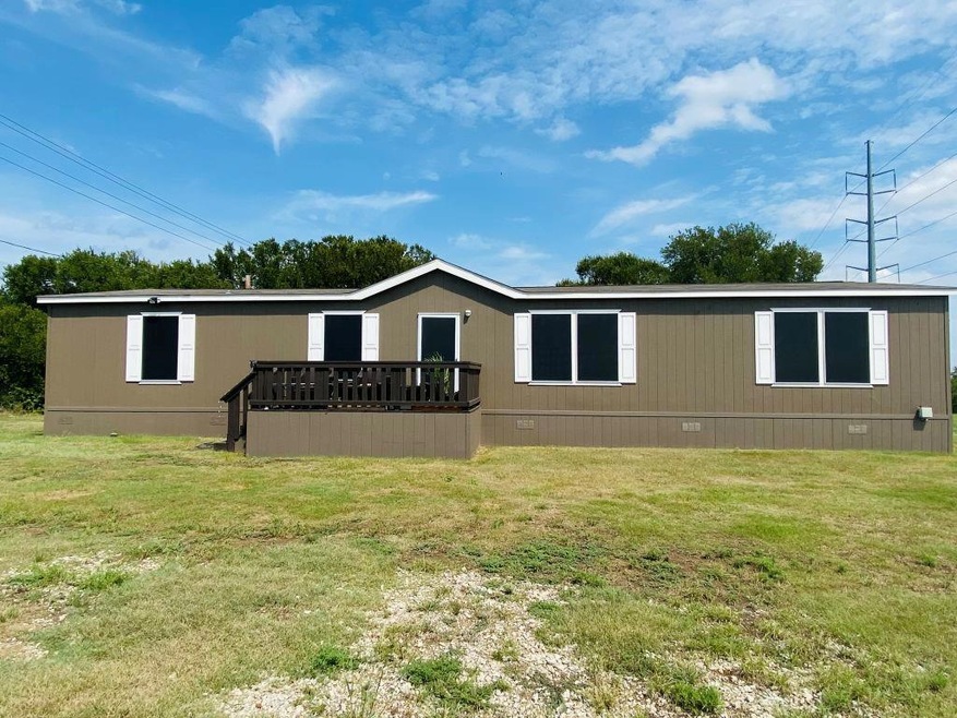 175 Overlook Trail, Azle, TX 76020 - photo 1