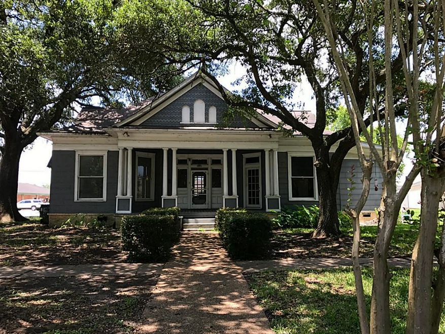 1501 6th St, Bay City, TX 77414 - photo 1