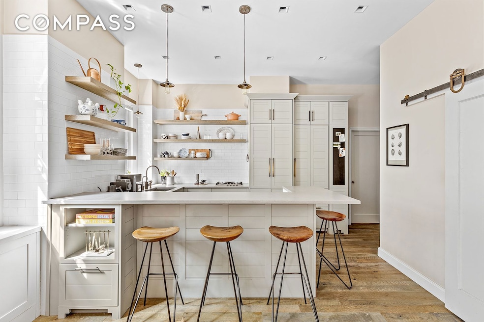 For Sale $1,075,000 • Co-Listing Agent