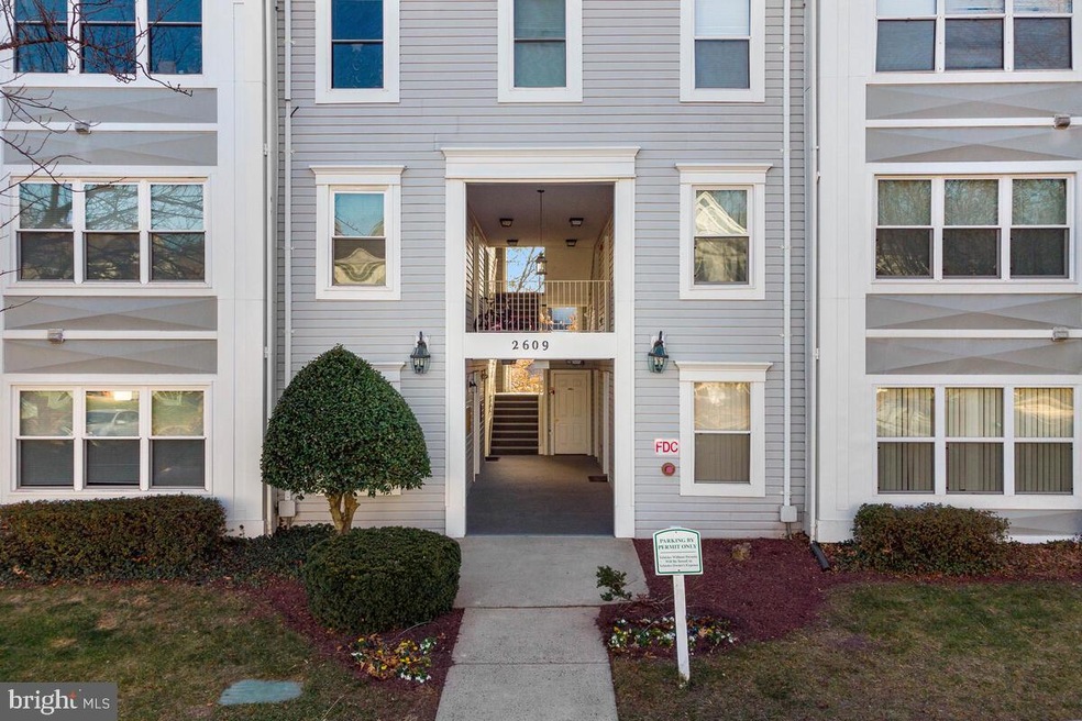 2609 Camelback Ln unit 4, Silver Spring, MD 20906 - photo 1