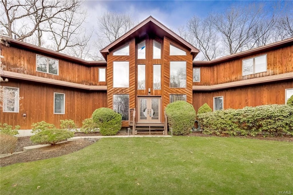 7 Henry Ct, Suffern, NY 10901 - photo 1