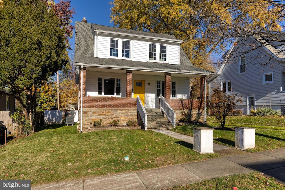 3120 Cedarhurst Rd, Baltimore, MD 21214 - photo 1