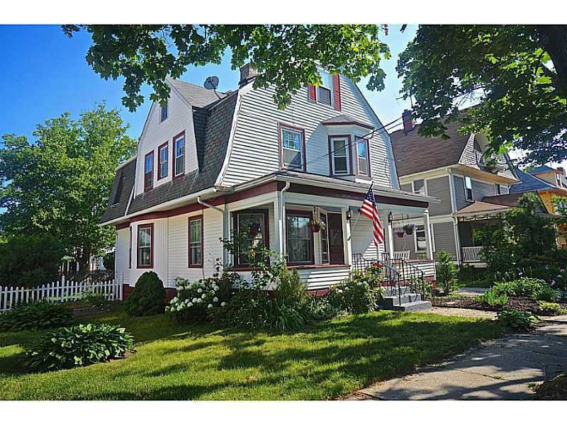 Exterior Front. Beautiful 4 bed/3 bath legal 2-fam