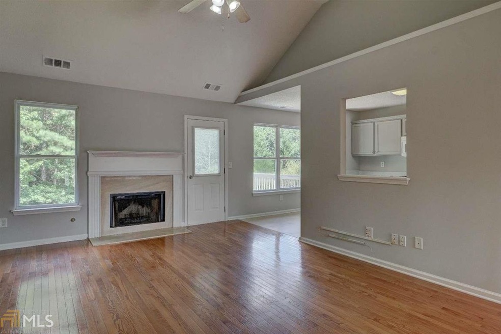 0 Stagecoach unit 8824685, Temple, GA 30179 - photo 1