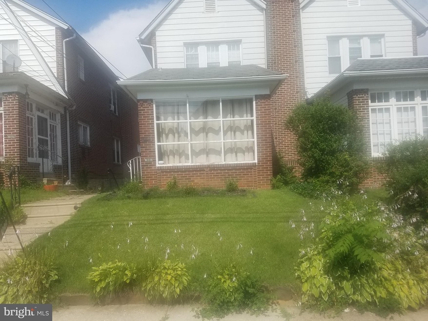 1049 Serrill Ave, Lansdowne, PA 19050 - photo 1