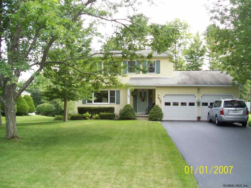58 Parkwyn Dr, Delmar, NY 12054 - photo 1