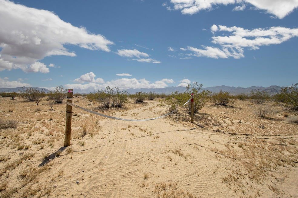 132 California Ave, Joshua Tree, CA 92252 - photo 1
