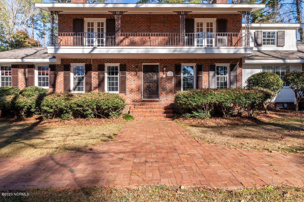 628 Shadowood Dr, Jacksonville, NC 28540 - photo 1