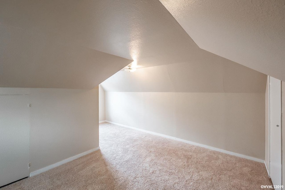 1257 Calapooia St SW, Albany, OR 97321 - photo 1