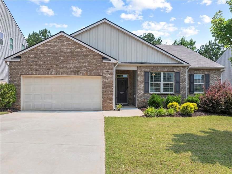 3271 Heatherwood Dr, Gainesville, GA 30507 - photo 1