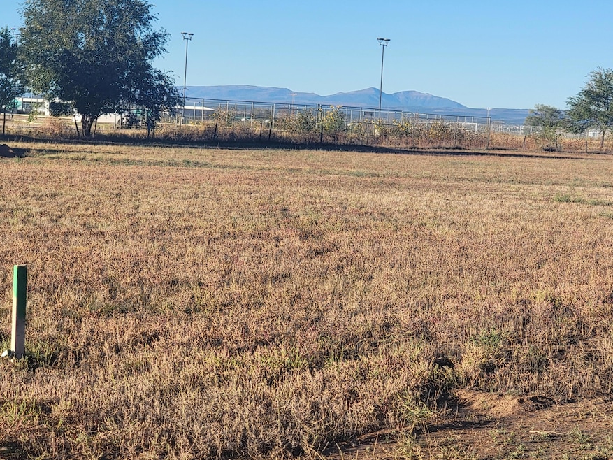 120 Oro Vista Dr, Moriarty, NM 87035 - photo 1