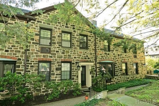 341 Furnace Dock Rd unit 48, Cortlandt Manor, NY 10567 - photo 1