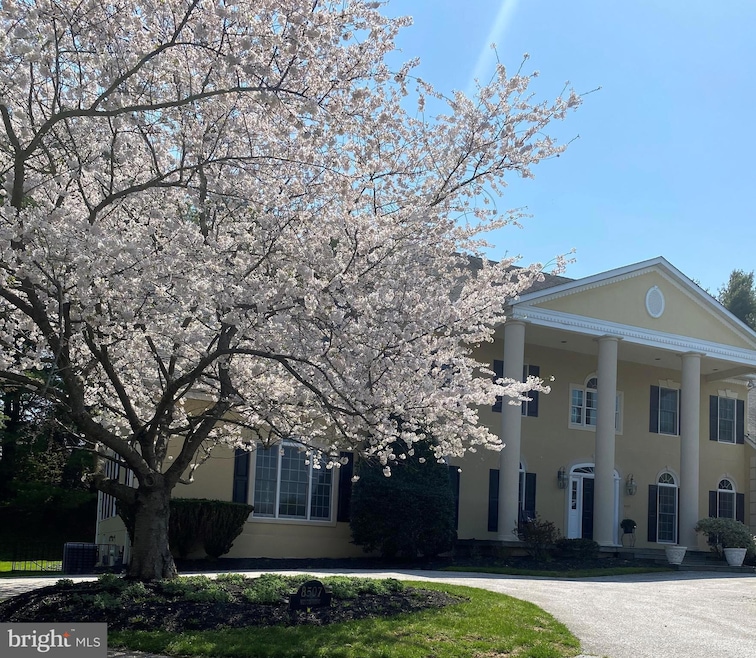 8507 Huntspring Dr, Lutherville Timonium, MD 21093 - photo 1