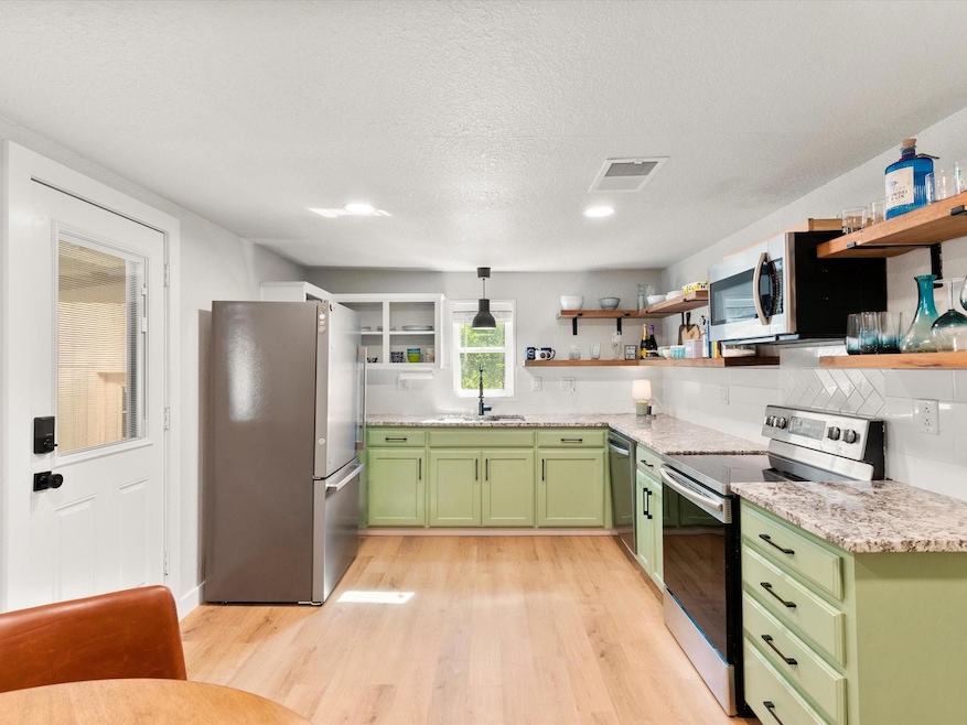 901 S Lane St, Decatur, TX 76234 - photo 1