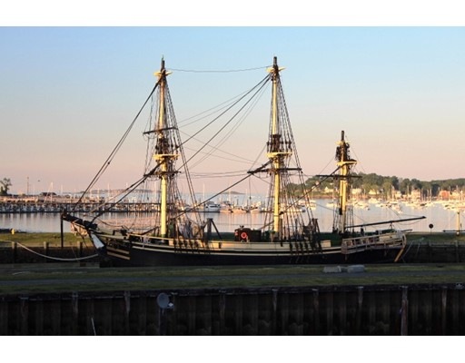 71 Wharf St unit B, Salem, MA 01970 - photo 1