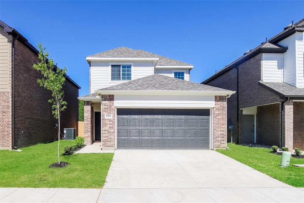 1316 Ester Ln, Ennis, TX 75119 - photo 1