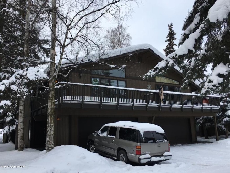 7219 Foxridge