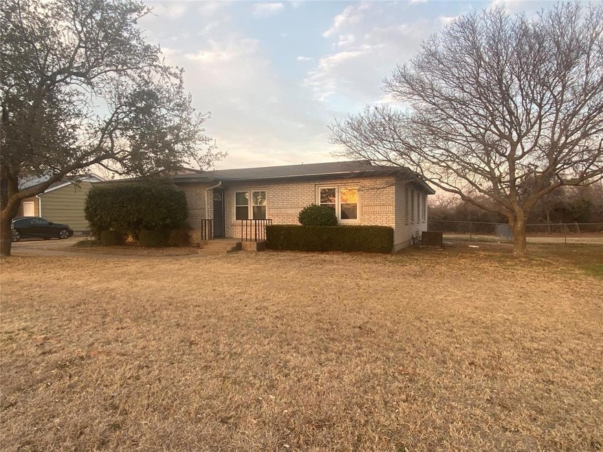 2905 Acton School Rd, Granbury, TX 76049 - photo 1