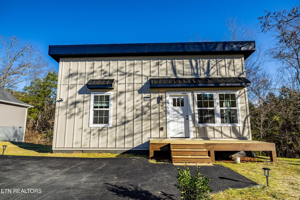 2820 Deer Stand Dr, Sevierville, TN 37876 - photo 1