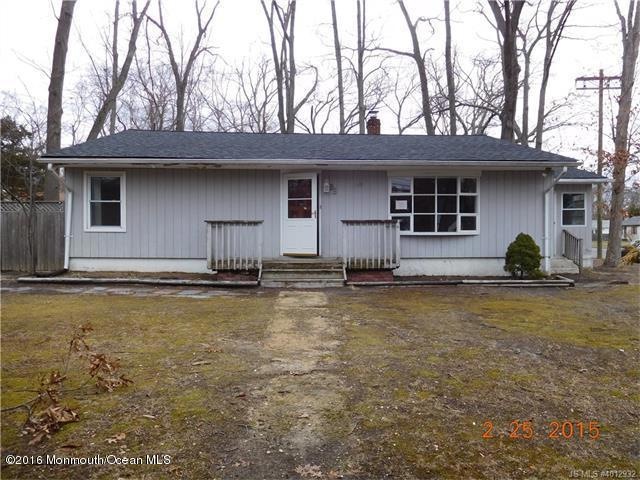 95 Locust Ave, Howell, NJ 07731 - photo 1