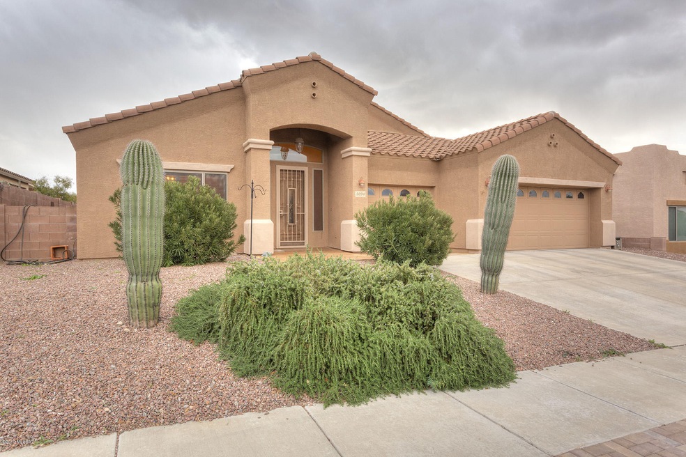 5094 N Louis River Way