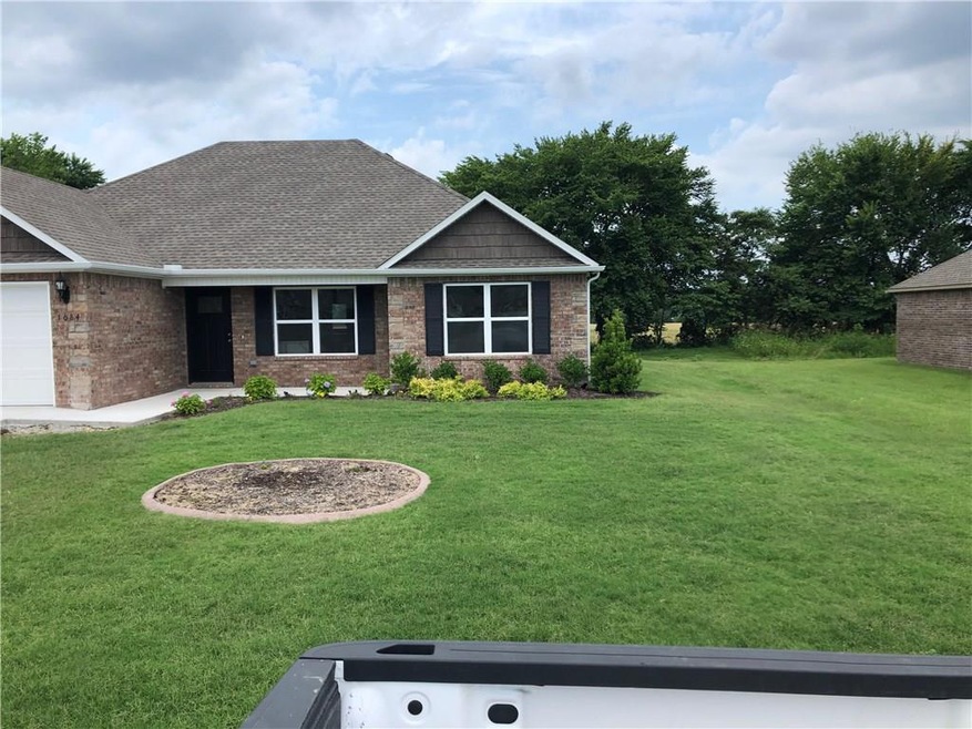 1084 White Oak St, Elkins, AR 72727 - photo 1