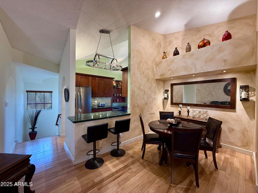Dining/Kitchen