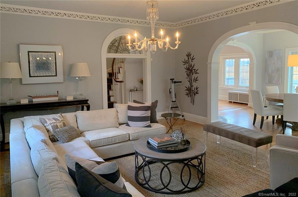 5 Farnham Ct, Westport, CT 06880 - photo 1