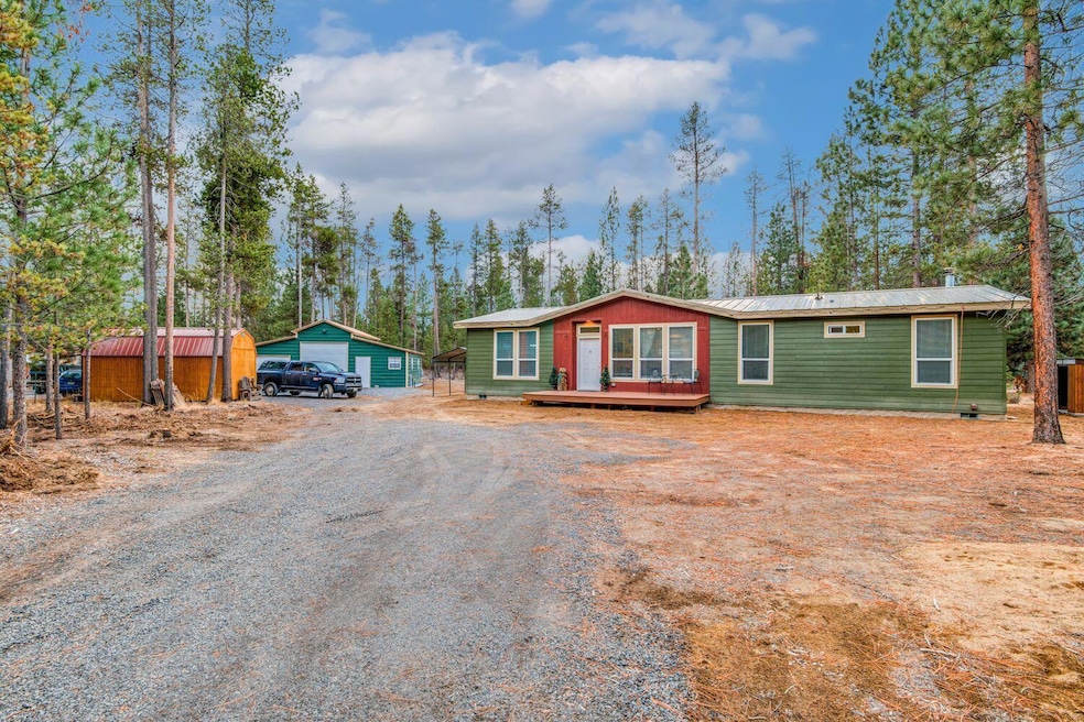 15461 Federal Rd, La Pine, OR 97739 - photo 1