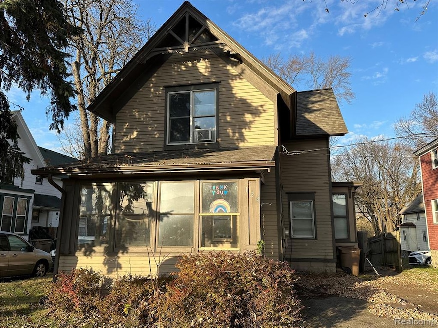 124 State St, Pontiac, MI 48341 - photo 1