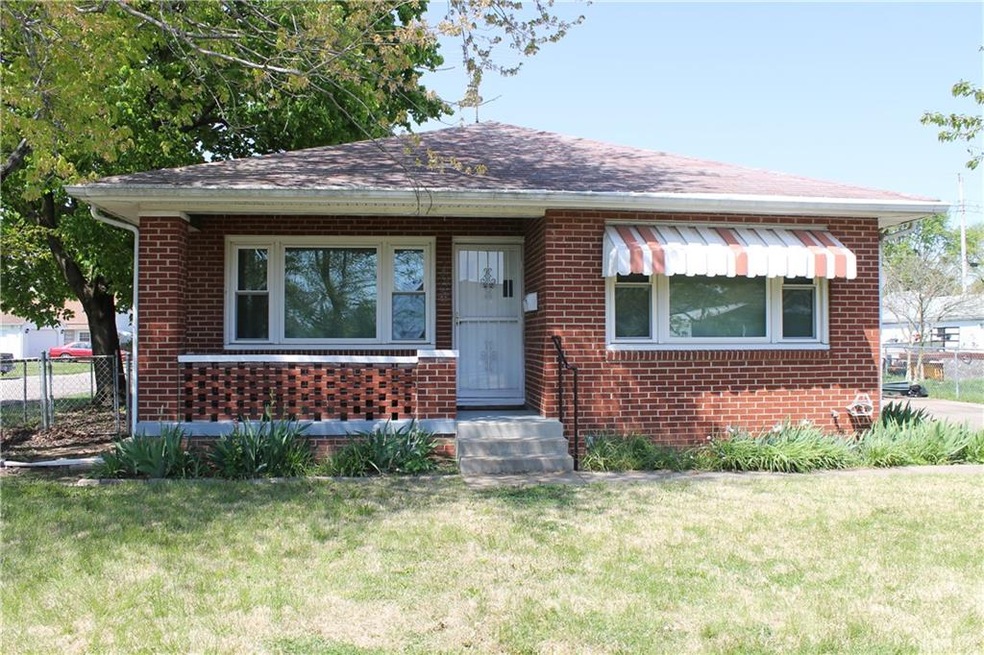 3006 13th St, Columbus, IN 47201 - photo 1