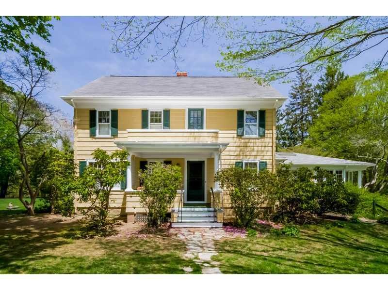 113 Dockray St, Wakefield, RI 02879 - photo 1