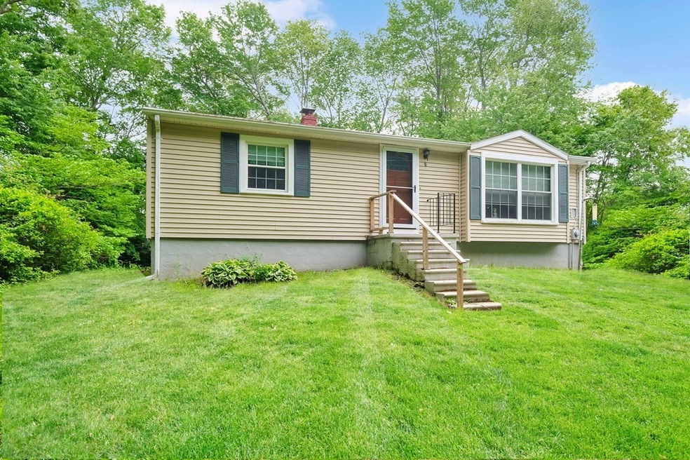 3 Kenneway Ln, Webster, MA 01570 - photo 1