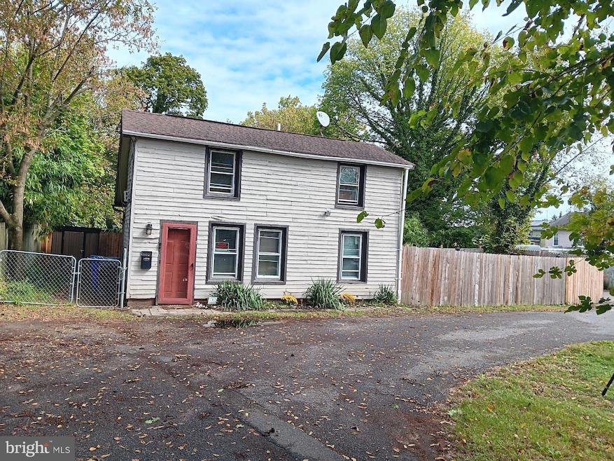 1 Woods Aly, Mount Holly, NJ 08060 - photo 1