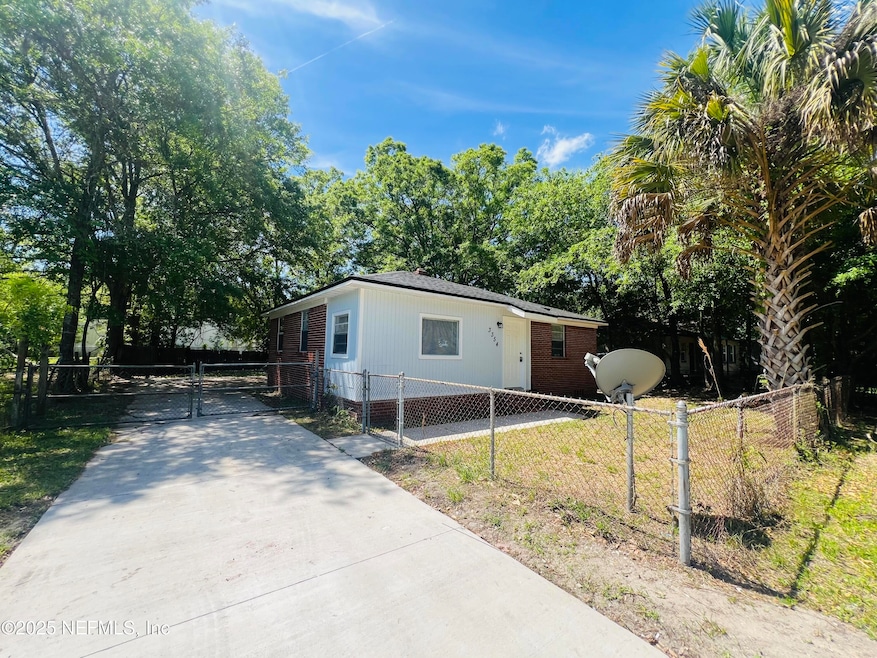 For Rent $1,200/month