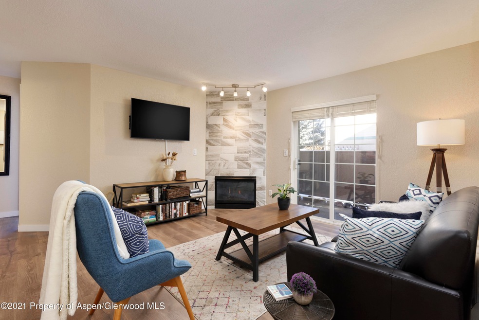 8104 Elk Lane