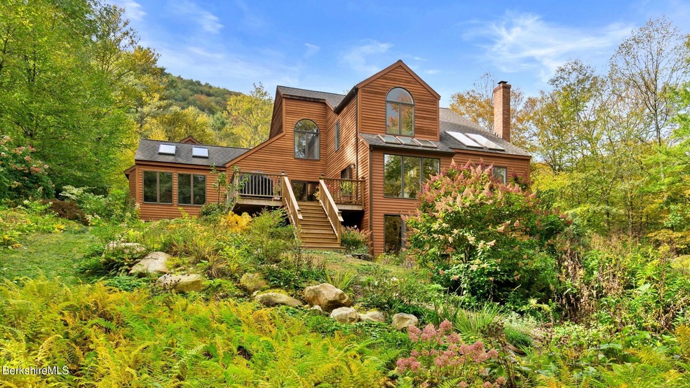 7 Butternut Ln, Great Barrington, MA 01230 - photo 1