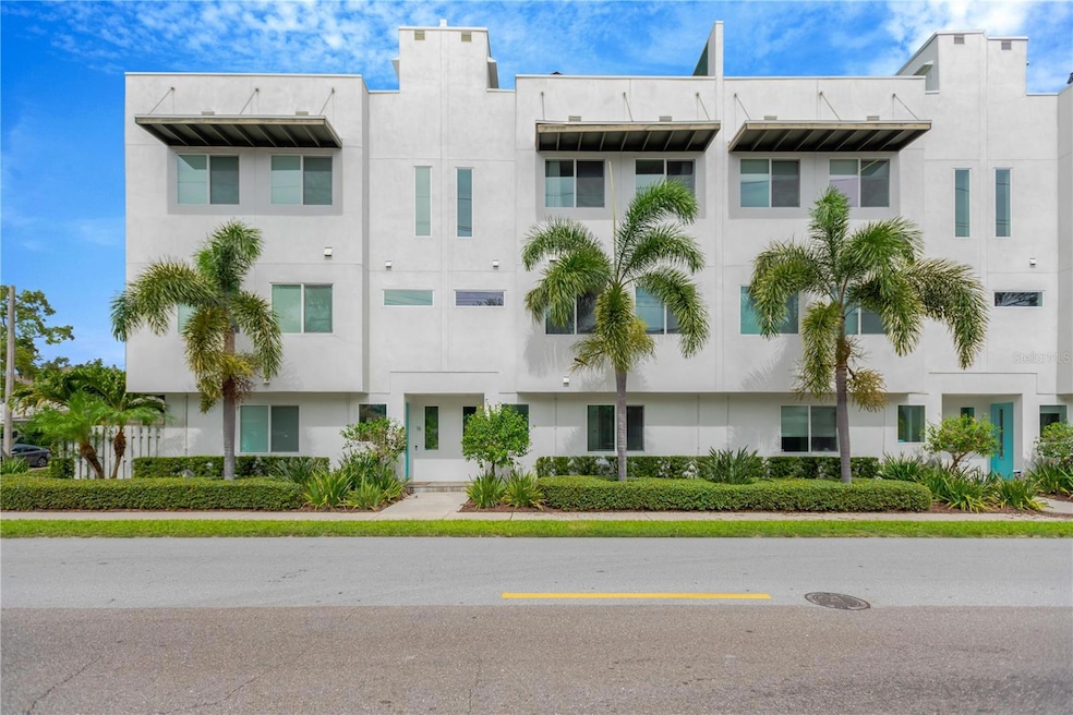 3100 W Paul Ave unit 14, Tampa, FL 33611 - photo 1