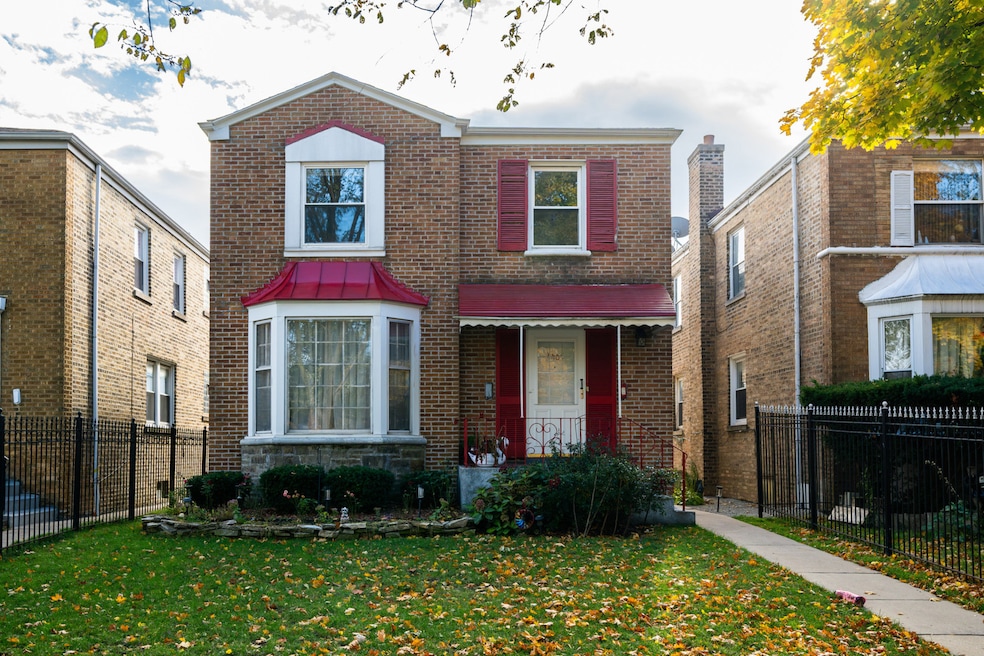 For Rent $1,600/month