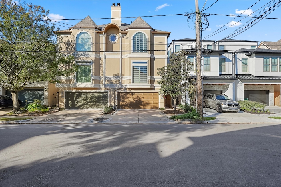 2110 Hazard St, Houston, TX 77019 - photo 1