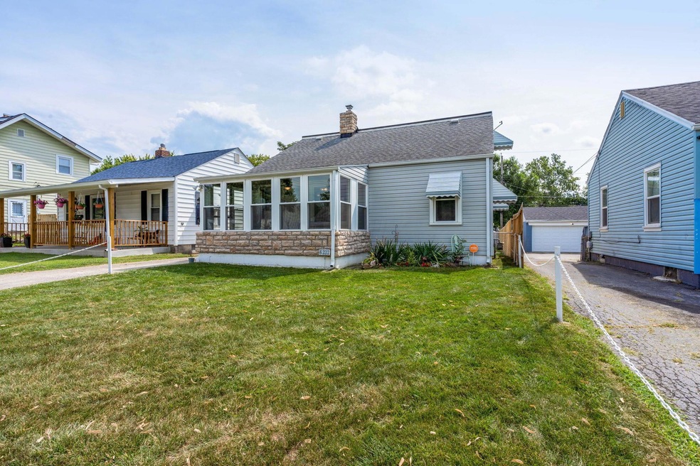 27-web-or-mls-2666-azelda-st