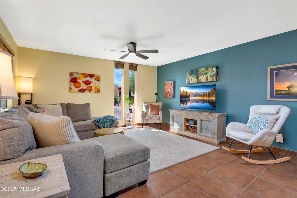 9153 E Broadway-1-13