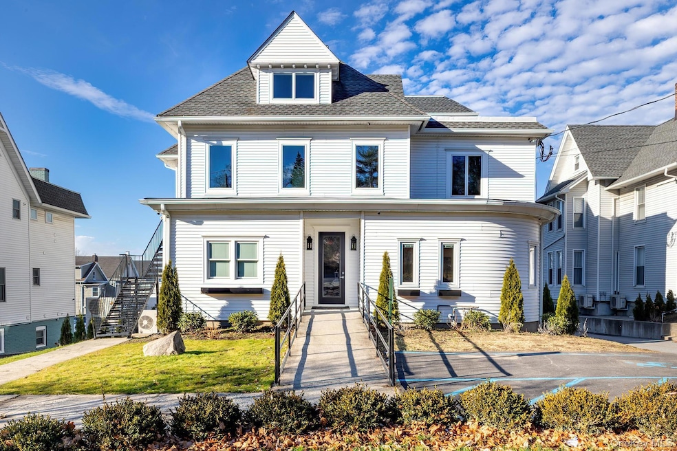 90 S Highland Ave unit 6, Ossining, NY 10562 - photo 1
