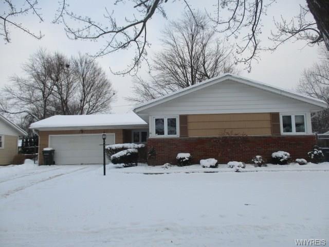 1351 Abington Place, North Tonawanda, NY 14120 - photo 1