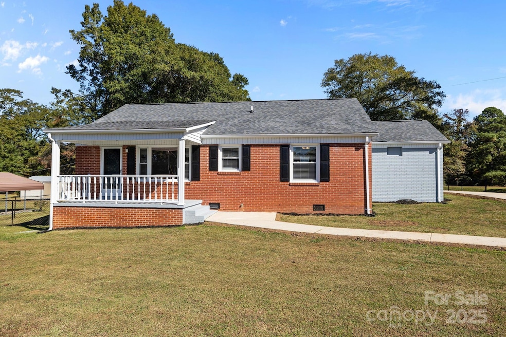 1804 Bennett Rd, Lancaster, SC 29720 - photo 1