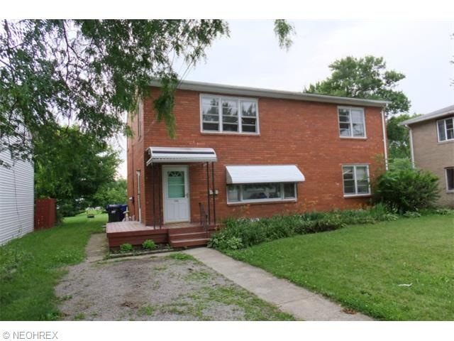 Front View all brick up/down duplex full basement 