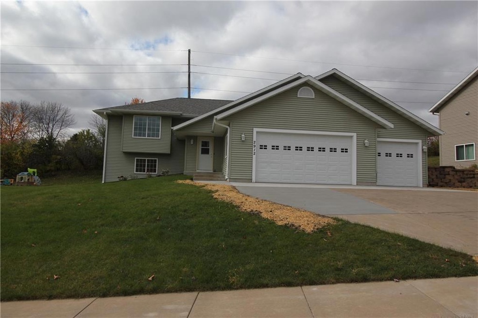 2912 Old Orchard Rd, Eau Claire, WI 54703 - photo 1